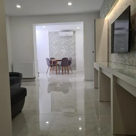 Cu Terasa Apartment *